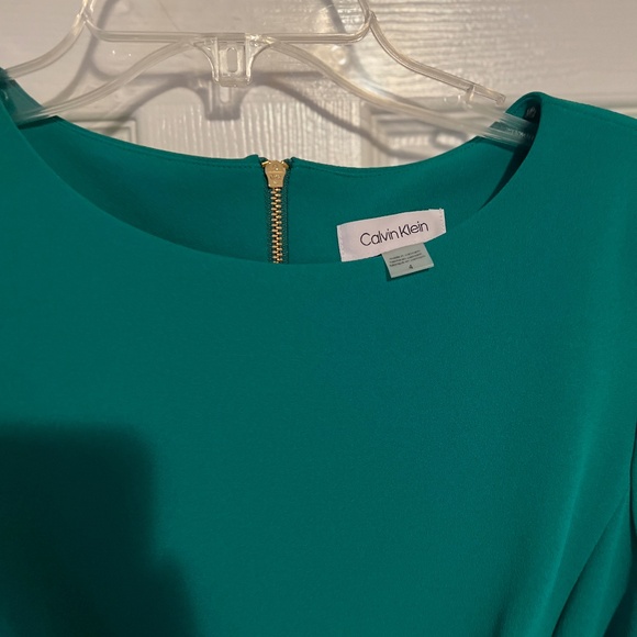 Calvin Klein - Picture 2 of 4